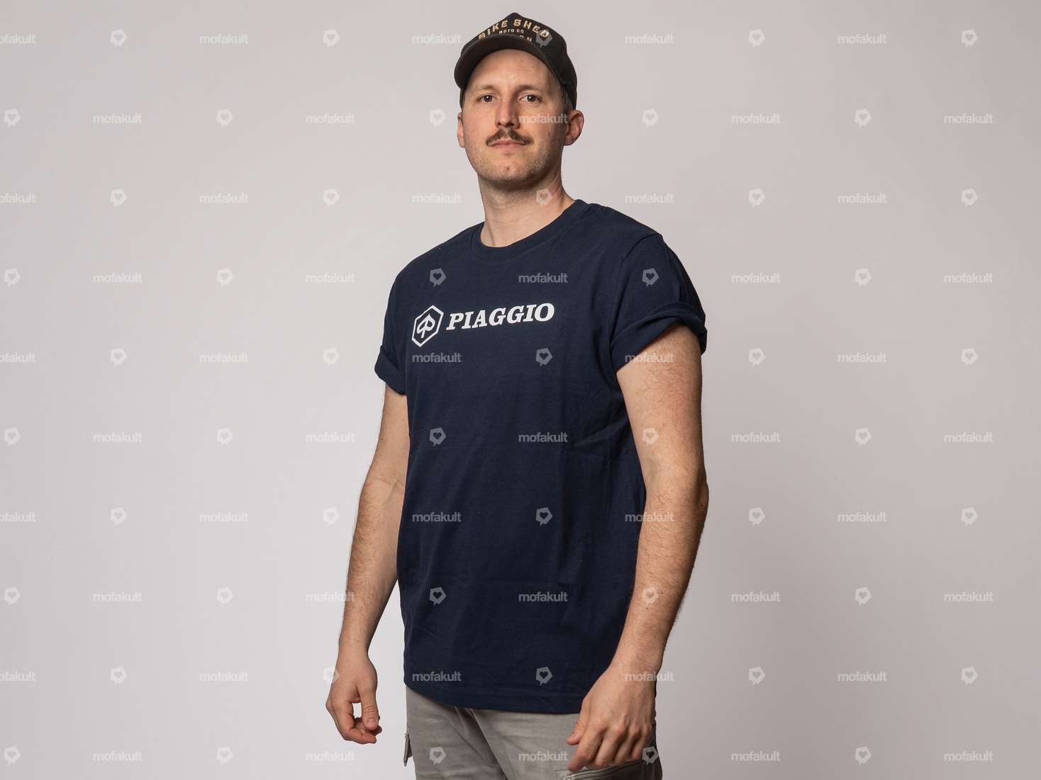 mk-Merch T-Shirt "PIAGGIO" UNISEX blue Carousel Image 1